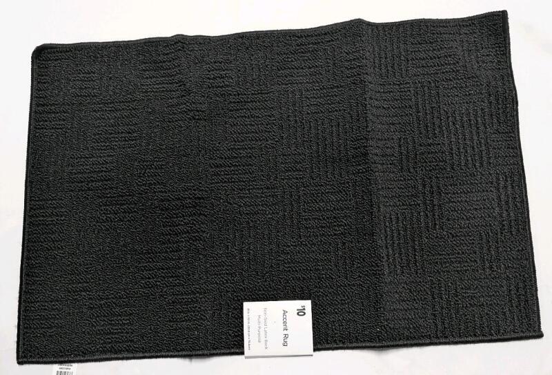 New Accent Rug With Non-Skid Latex Back, 20" &times; 30"
