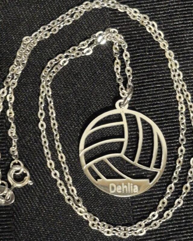 New S925 Sterling Silver &ldquo;Dehlia&rdquo; Pendant Necklace &ndash; 17" Chain