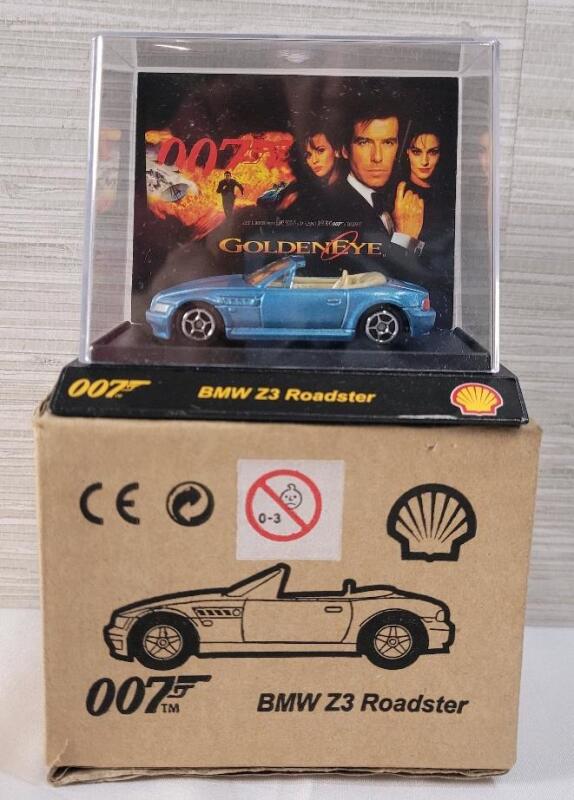 James Bond 007 BMW Z3 Roadster from " Goldeneye " Movie - 1/64 Diecast Model Car & Original Box . 2008 Shell Gas European Release .