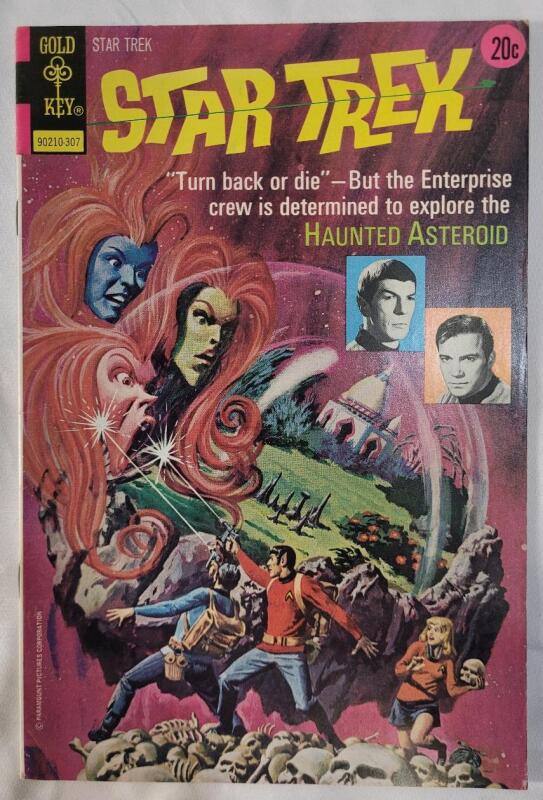1973 STAR TREK #19 " Haunted Asteroid " Gold Key Comic . See photos for condition .