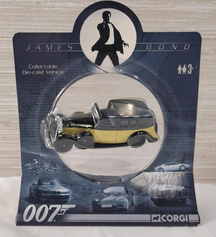 2009 Corgi James Bond 007 "Goldfinger" 1937 Rolls Royce III Sedanca de Ville Diecast Model Car , 1:50 Scale .