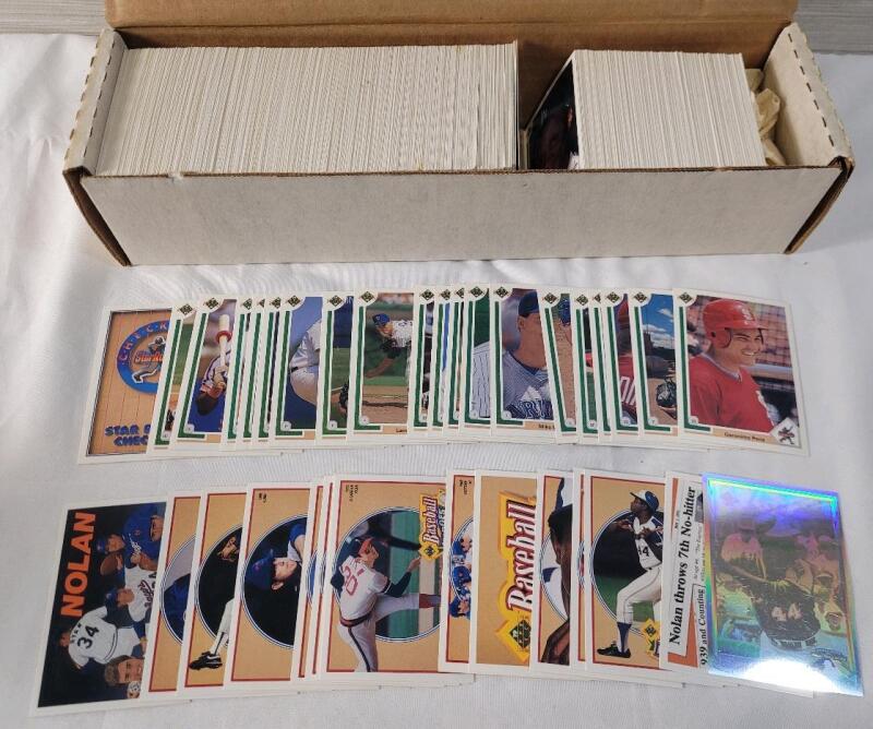 1991 Upper Deck MLB Baseball Trading Card Base Set - Complete #1 - #800 . Plus SP2 Hank Arron Hologram Card . Missing SP1 Michael Jordan Card .