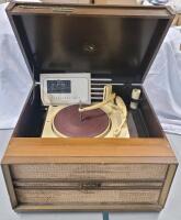 Vintage RCA Victor New Orthophonic High Fidelity Turntable . Untested , Needs New plug