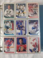 1993-94 Upper Deck NHL Hockey Trading Card Set , Complete #1 - #575 plus SP4 Teemu Selanne & Hat Trick Sub-Set - Complete