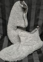 New sz 38/39 Adult Fuzzy Slippers