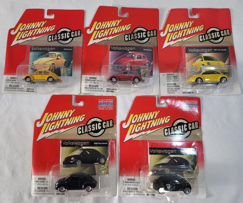 2002 Johnny Lighting Classic Car Volkswagen Beatle Diecast Model Cars - Set of 5 . Sealed .