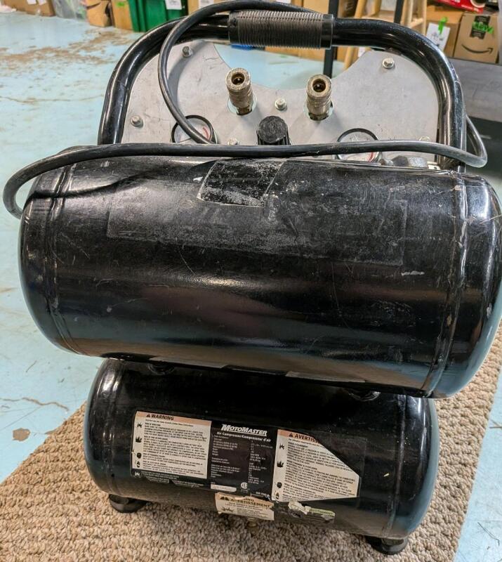 [Excellent Working Condition] MotoMaster 5 Gallon Twin-Stack Air Compressor. When New, Retails for $250