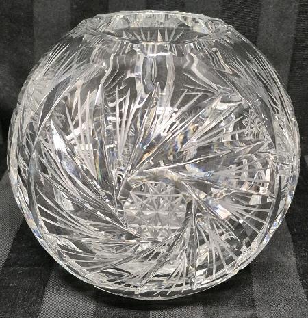 Stunning Vintage Crystal Rose Bowl "Pinwheel" Design