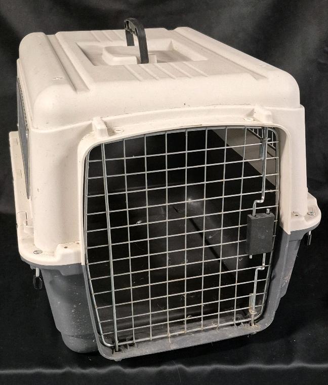 Essentials Animal Carrier 26.5" Long x 19.5" Wide x 19" Tall