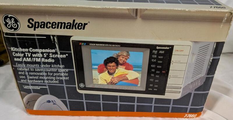 Vintage General Electric Kitchen Companion Colour TV with 5" Screen. Tested working unable to get audio