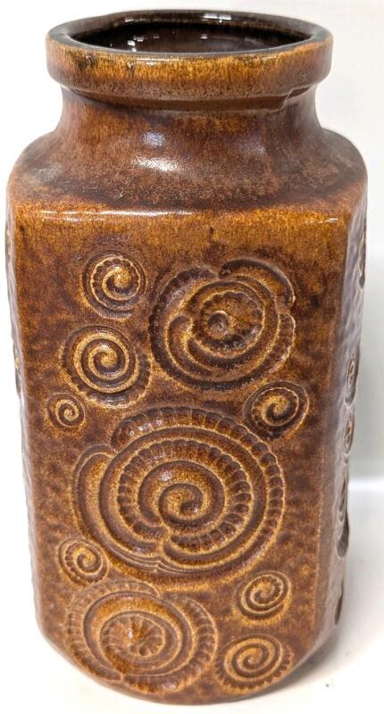 Vintage West Germany Scheurich Jura Ammonite Lava Vase, 282-20, 8" Tall, No Chips or Cracks