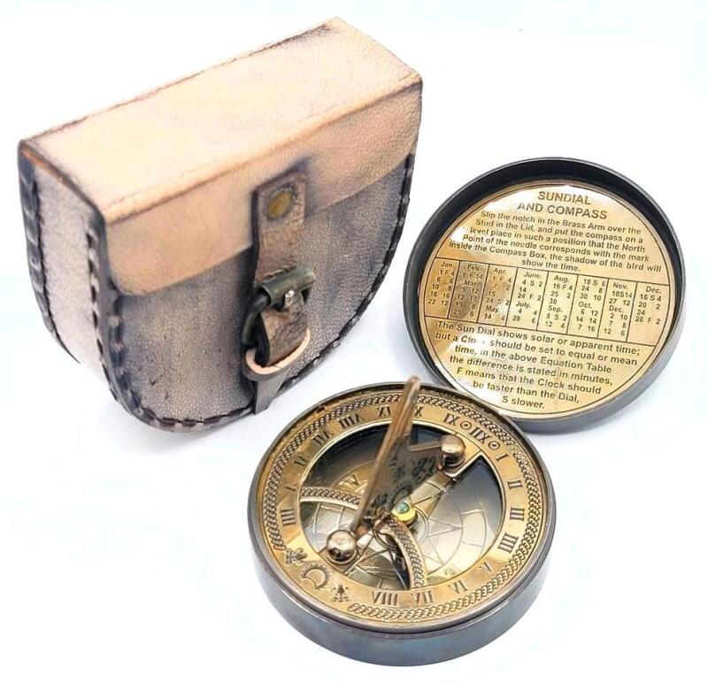 New 2 ⅝" Solid Brass Combination Sundial & Compass in Leather Pouch