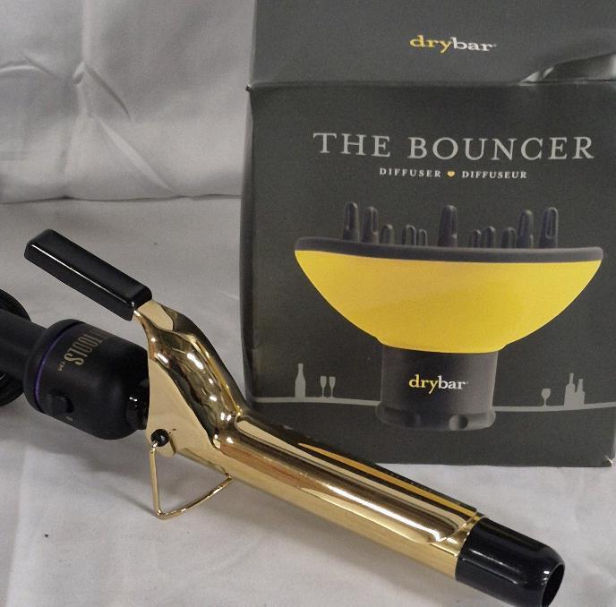 Working Hot Tools Curling Iron & Drybar Hair Diffuser Attachment