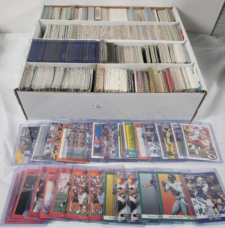 Mid 80s/Early 90s NFL Football Trading Card Singles , 1000+ Trading Cards . Topps , Pro Set , Fleer , Upper Deck