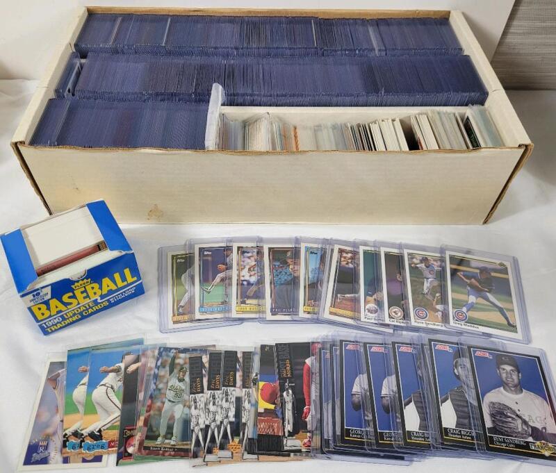 Late 80s/Early 90s MLB Baseball Trading Card Singles - Most in Top Loaders , 850+ Trading Cards . Topps , Upper Deck , Fleer , Donruss , Score