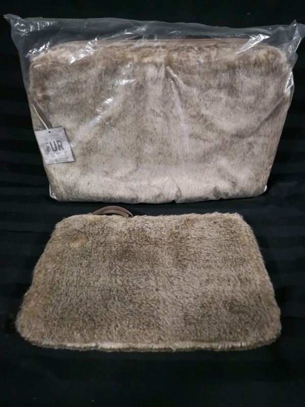 New Faux Fur Lynx Laptop Case +