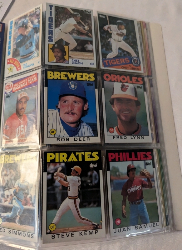 104 Topps MLB Baseball Cards.