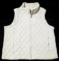 As-New Size XXL Women's KIRKLAND Quilted Vest. Some Marks from transit