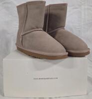 New Size US 6 Boots DreamPairShoes Shorty-K