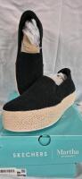New sz 7 Sketchers Martha Stewart Shoes