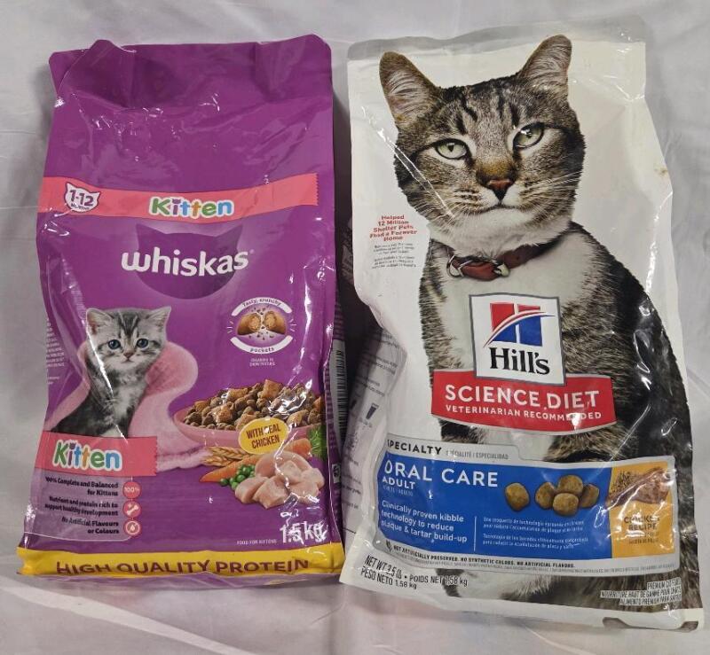 (BB12/03/25) 2 Cat Food Bags Kitton whiskas & Hills Science Diet