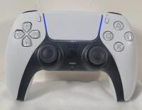 Sony Playstation PS5 DualSense Wireless Controller , White . Tested Powers Up . USB-C Cord Not Included in Lot