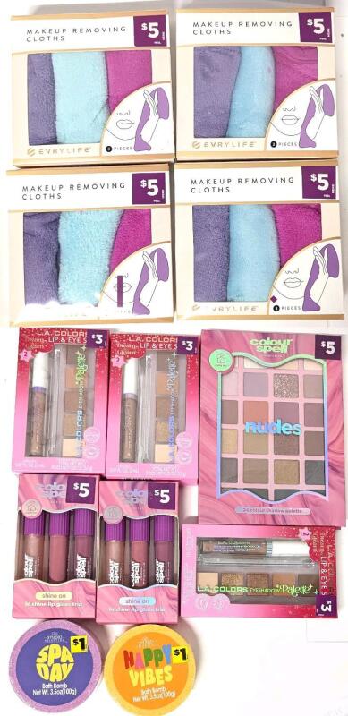 New Mega Self-Care Lot: Bath Bombs, Lip Gloss, Lipgloss/Eyeshadow, Shadow Pallette & Makeup Removing Cloths
