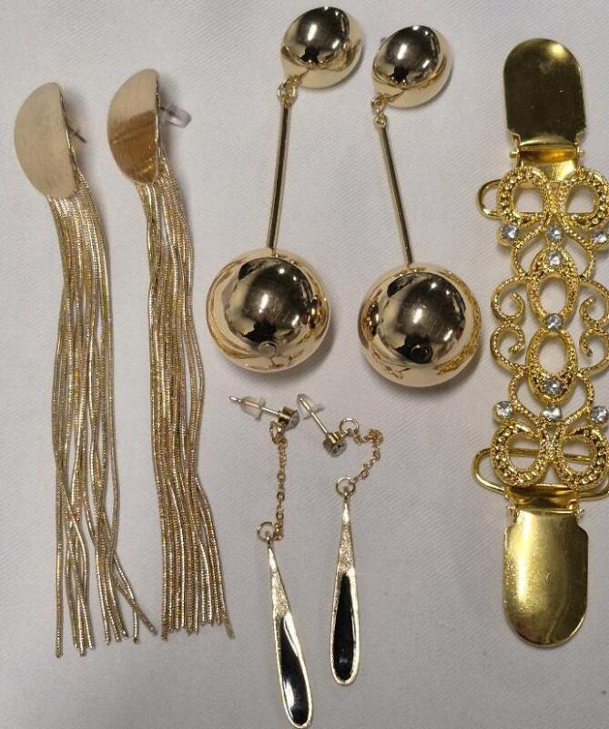 4 NEW Earrings & Sweater Clip