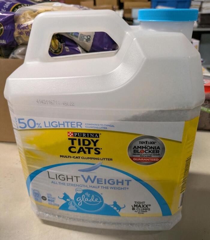 New Tidy Cats Lightweight Cat Litter.