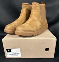New Women&rsquo;s Size 8 Bacia Suede Boots