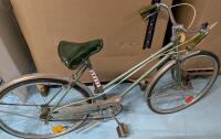 Vintage Skyline Bike. Seat Height 34"