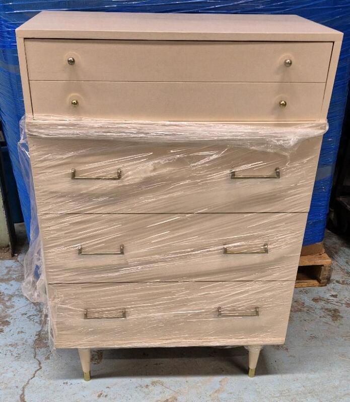 VINTAGE 4 Drawer Dresser 27" x 16" x 38.5"