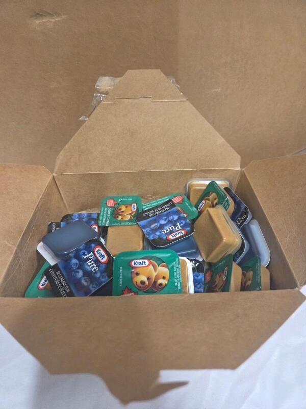 (EXP Aug 30 2025) Box Of Kraft Peanut Butter & Blueberry Jam