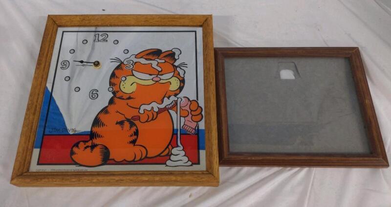Garfield Mirrored Clock and Wooden Picture frame