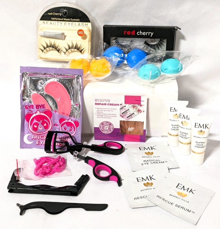 New Beauty Products: Eyelash Items, Contact Lense Cases & EMK Samples & More!