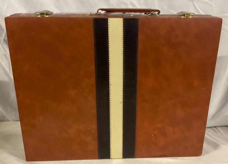 Bakgama case