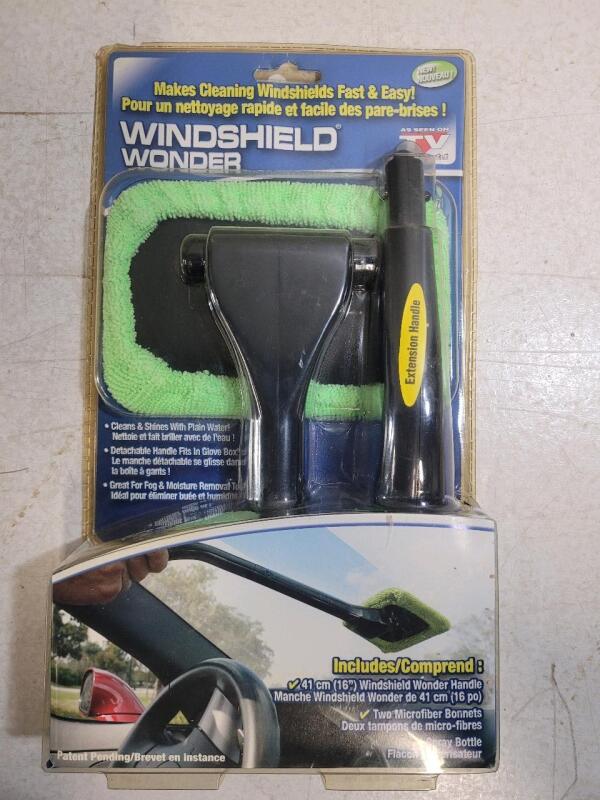 New Windshield Wonder Cleaning Tool w/ 16" Extension Handle, 2 Microfiber Pads, Pivoting Head, UPC 059593087240