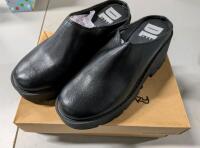 New Size 9.5 Mens Dirty Laundry R-Test Slip on Shoes