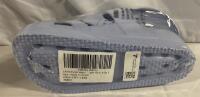 New Camvavsr woman&rsquo;s Blue size 6 sandals