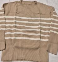 New sz Large Women's Kissmoda Sweater