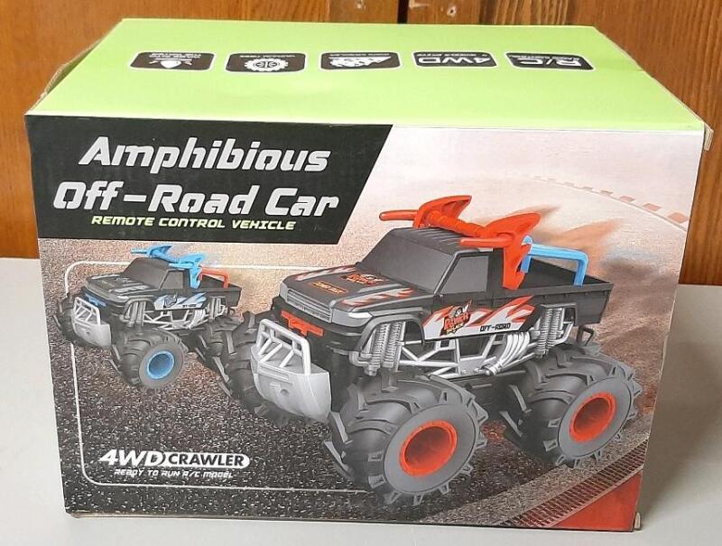 New Amphibious 4WD RC Off-Road Car D844, 360&deg; Rotation, 2.4GHz, Rechargeable, Ages 8+