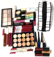 Lots of Make-up: Concealers, Lip Crayons, Highlighters & More in Case