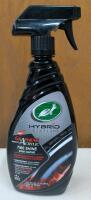 New Hybrid Solutions Graphene Acrylic Tire Shine Spray Coating.