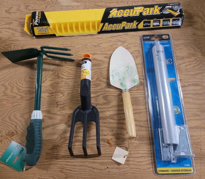 Home Indoor / Outdoor Lot . 3 Garden Tools , AccuPark Stop & Storm Door Door Closer .