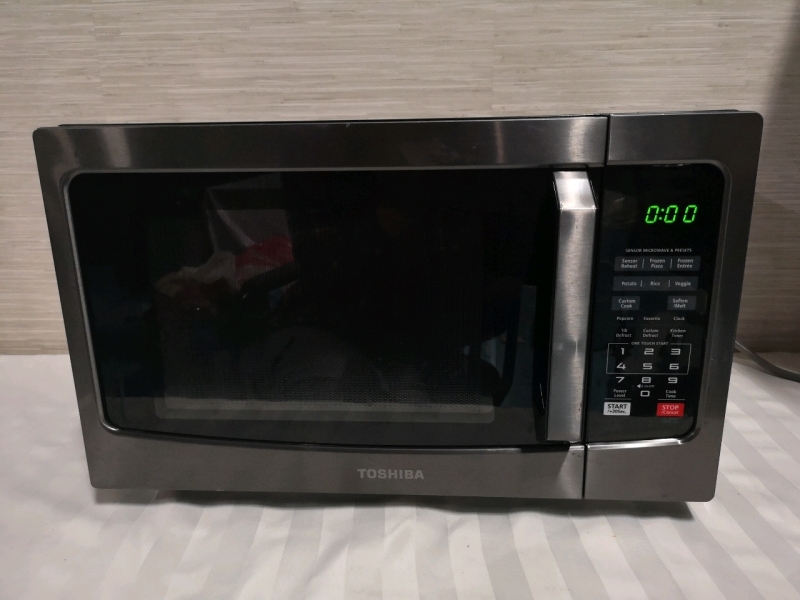 Toshiba Microwave - Working