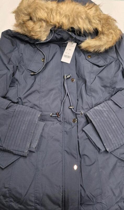 New sz 2XL Women's Winter Coat - Detachable Faux Fur on Hood - Navy