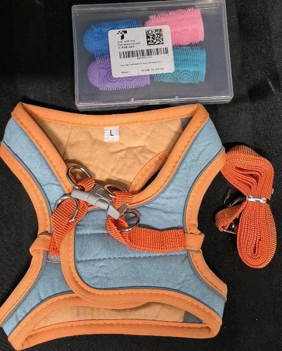 New sz Large Pet Harness with Leash & 4 New Pet Finger Dental Toothbrushes