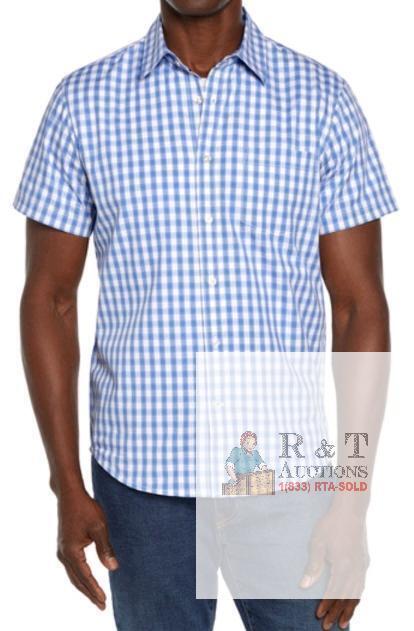 New sz Medium Men's GAP Short Sleeve Shirt