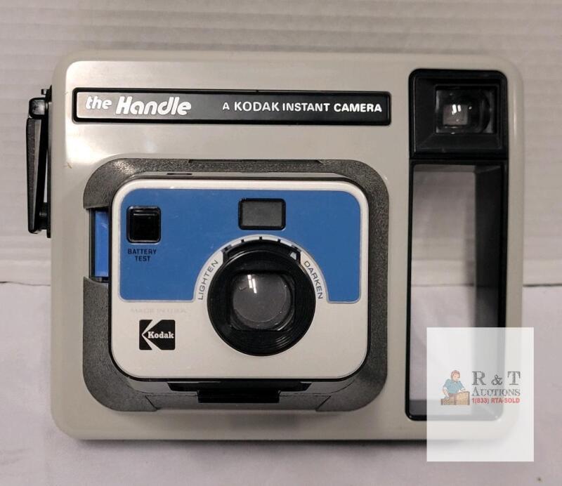 Vintage Kodak " The Handle " Instant Camera . Requires 6-Volt " J " Battery . Untested