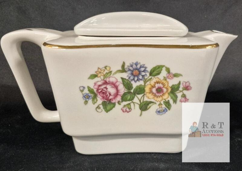 Vintage Ceramic Teapot 5.5" Tall
